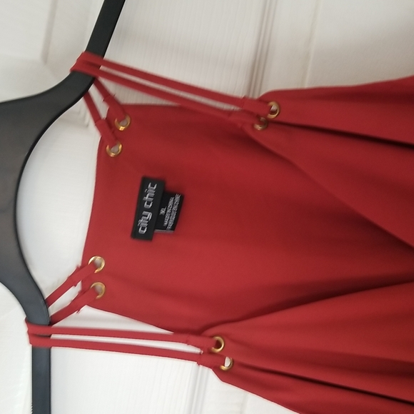 City Chic Top - Picture 2 of 2